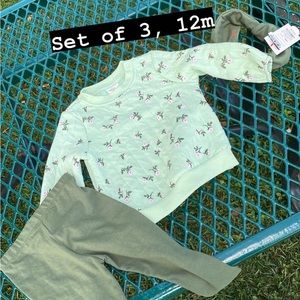 12m, carters baby, brand new , baby girl leggings, tags still